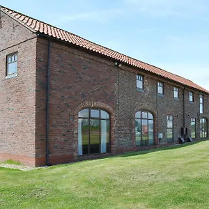Nightingale Cottage- 25115 Holiday home